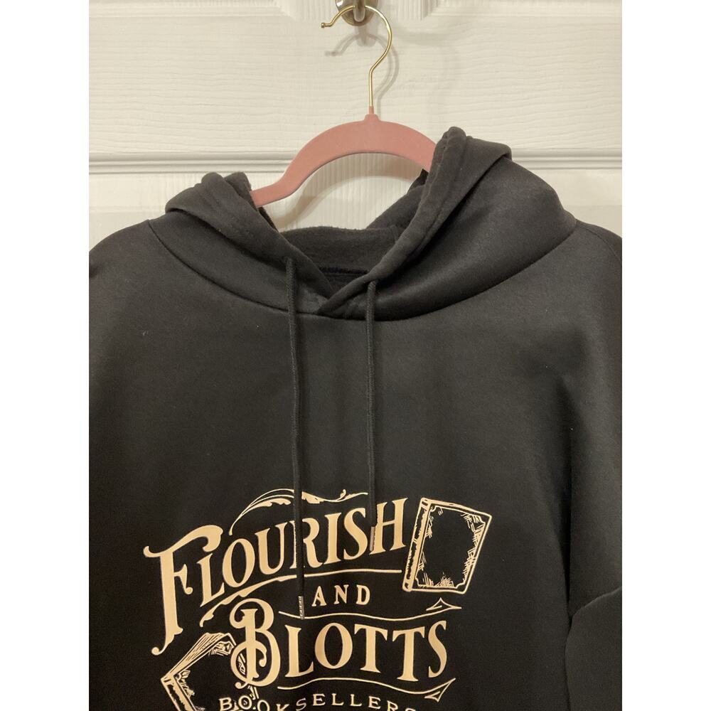 Harry Potter Inspired Flourish & Blotts 2024 Legend Graphic Hoodie,4xl - Picture 4 of 6